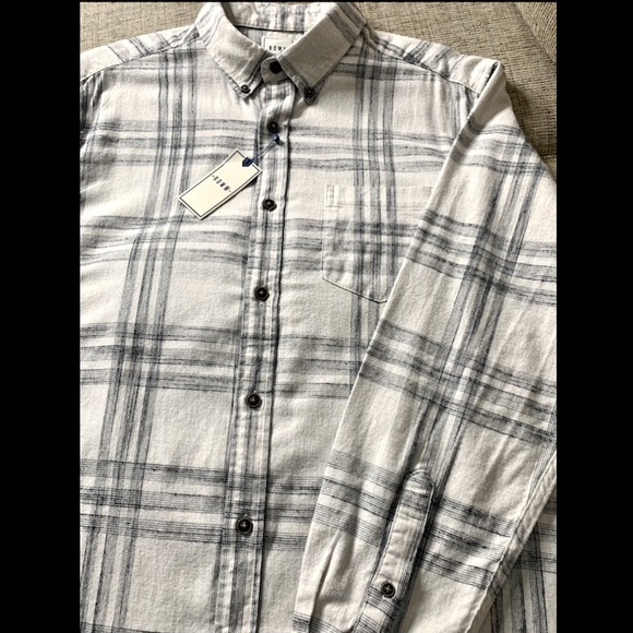 NWT Men’s ROWM Button Down Shirt in Light Gray/Black Plaid, Size Large - Picture 3 of 6